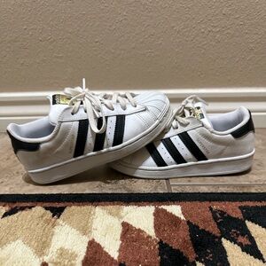 SOLD ON FB - Adidas superstars